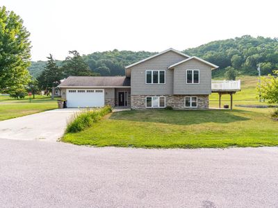 701 Spring Ct
