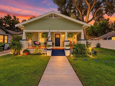 809 E FLORA STREET