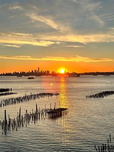 10 Bay Street Landing #2B