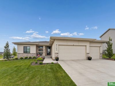 8164 S 184th Ter
