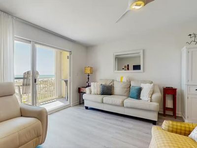 866 Santa Rosa Blvd Unit 102