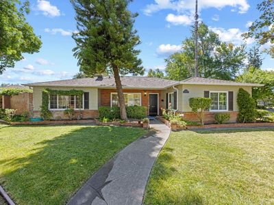 905 El Rio Dr