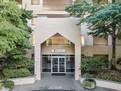 6605 W Burnside St #156