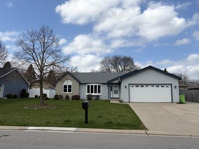 5934 Regency Hills DRIVE