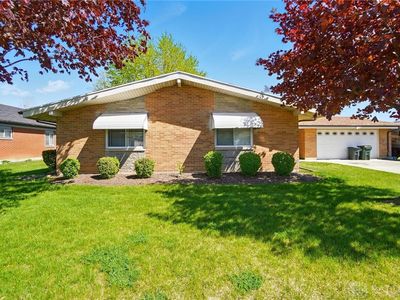 831 Glenstone Ct