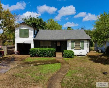1727 Carthage Ct