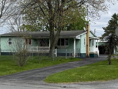 400 Loch Lomond Rd