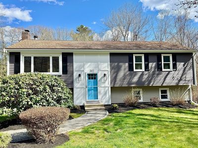 362 Center St