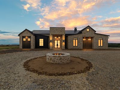1631 Private Road 23 Gln