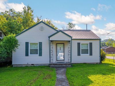 1112 Lee Ave