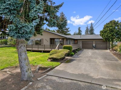 1874 Edgewood Drive