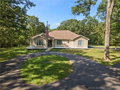 227 Monarch Ln