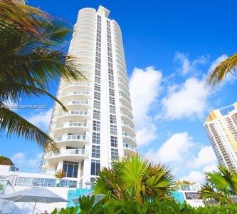 18683 Collins Ave #607