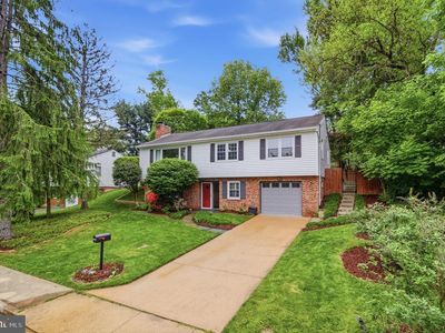 6409 Old Dominion Dr