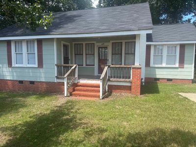 112 W Hart Ave