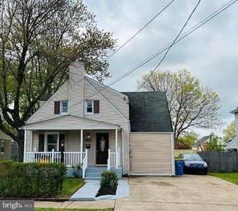 121 Walnut Ave
