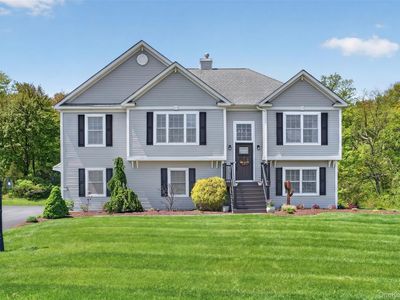 7 Deangelis Drive