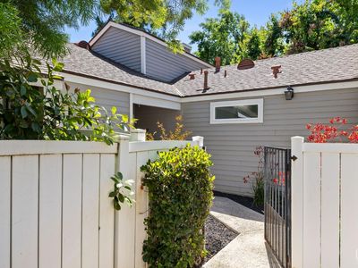 8000 Kroll Way APT 29