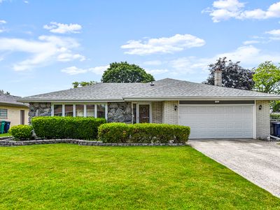 Property at 7561 Ponderosa Ct, Orland Park, IL