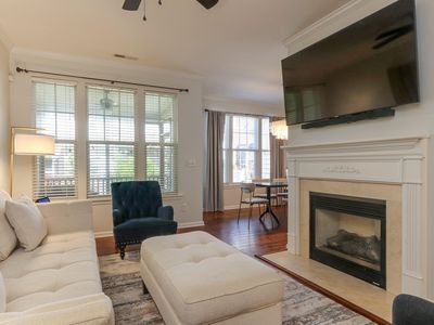 4928 Lady Of The Lake Dr