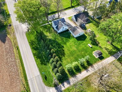 2774 Main St