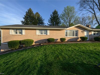 916 Buena Vista St NE