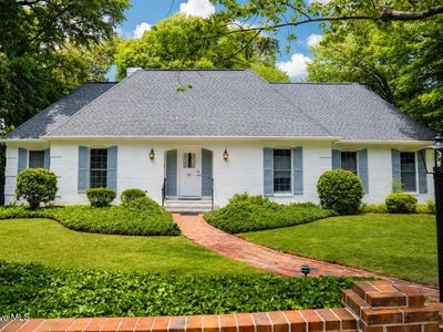 25 Magnolia Road