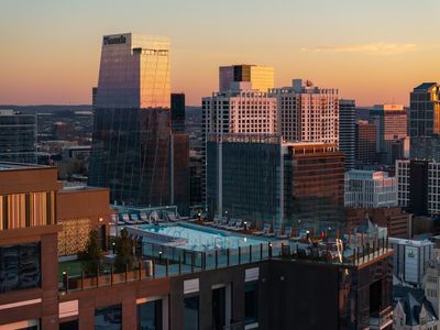 1212 Demonbreun St #C2-D