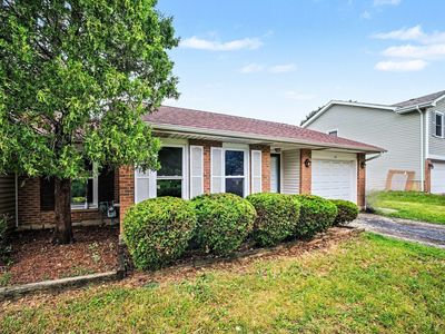 Property at 128 Majestic Dr, Lombard, IL