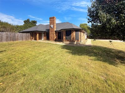 1106 N Atkins Dr