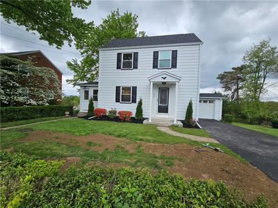 133 Rose Ave