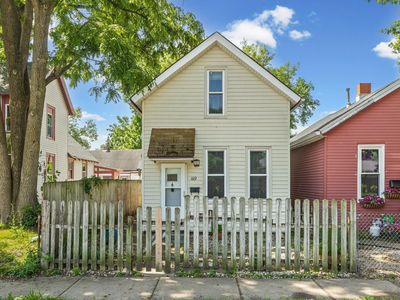 1119 Elizabeth St