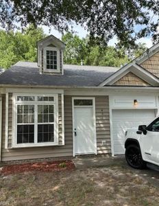 Property at 401 Dorothy Dr, Yorktown, VA