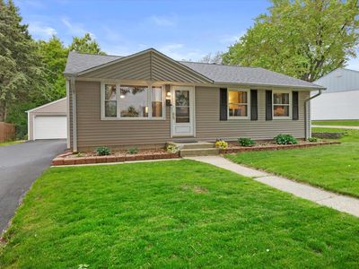 6401 West Burdick AVENUE