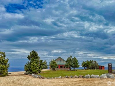 27 Scenic Drive