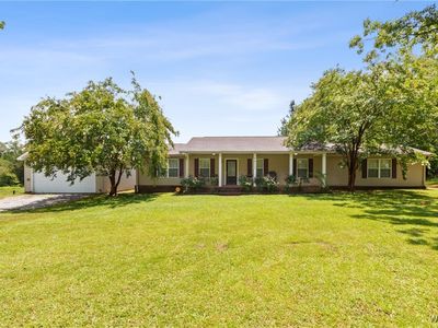 6912 Salem Rd