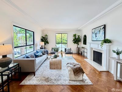 30 Elmhurst Dr