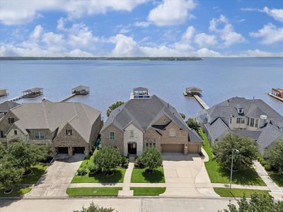 16202 Pelican Beach Ln