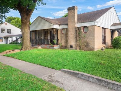 1718 S Marsalis Ave