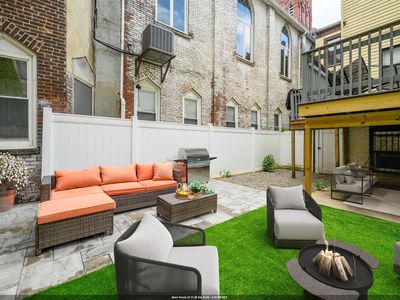 70 Bowers St #1