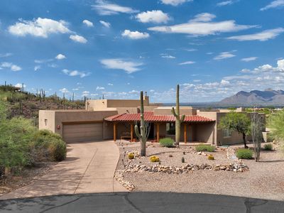1594 N Desert Trumpet Ct