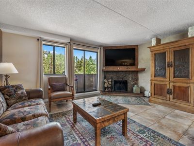 611 Village Road UNIT 23180