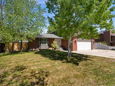 2163 E Borg Dr