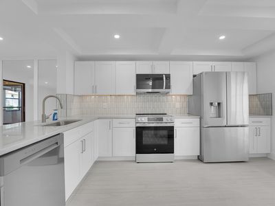 3373 Lucerne Park Drive