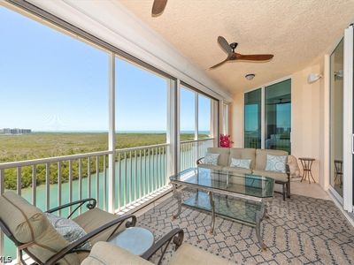 425 Dockside Dr #Penthouse 1