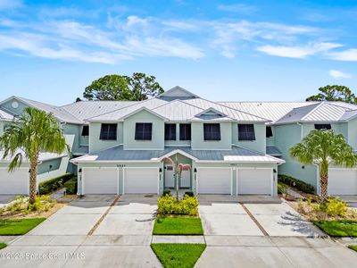 3931 Playa Del Sol Dr Unit 202