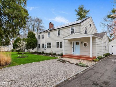 64 Summit Rd