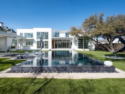 6446 Prestonshire Ln