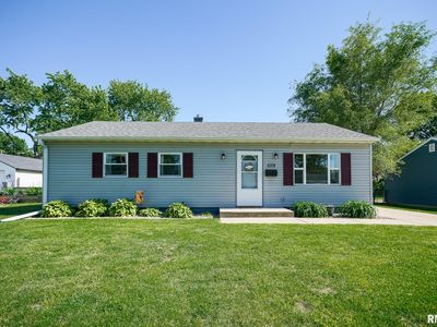 Property at 1020 Lincoln Rd, Marquette Heights, IL