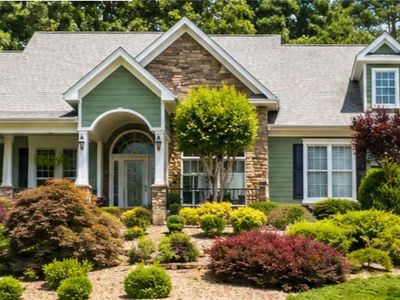 163 S Oak Pointe Dr